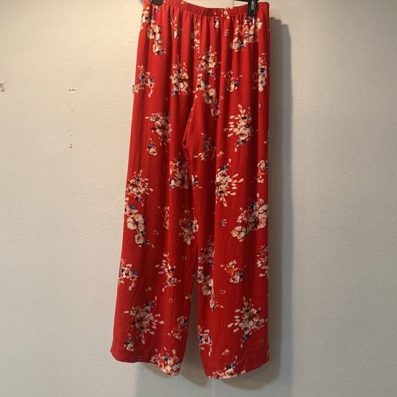 Xhilaration Red Floral Linen Wide Leg Pant Size Medium - Picture 3 of 3
